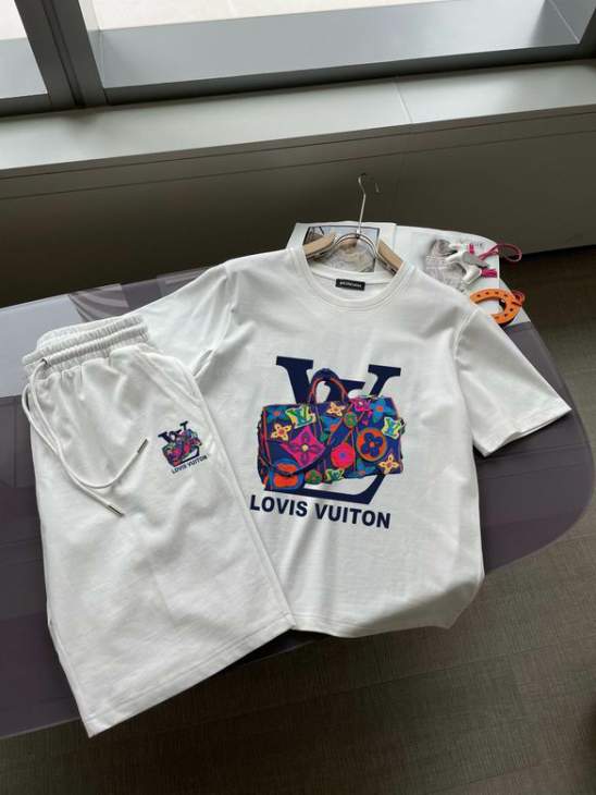 Picture of LV Shirt Pant Suits _SKULVM-5XLkdtn8323635